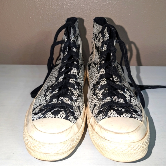 Chuck 70 HI, women's size 8.5 - Picture 3 of 4